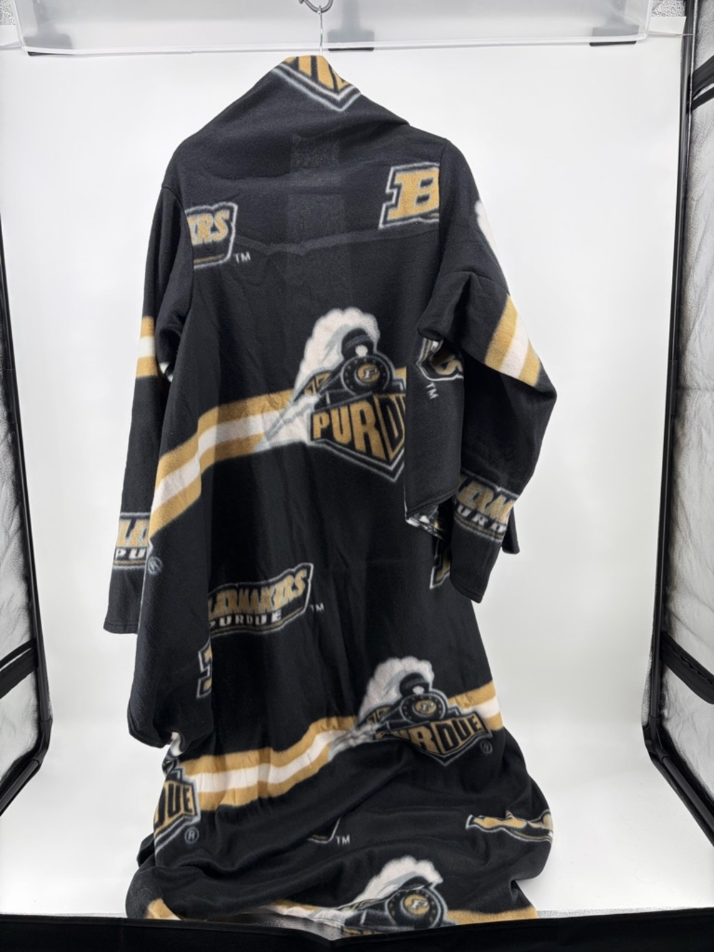 Purdue Boilermakers Northwest Snuggie Blanket Pre-Owned - Picture 3 of 7